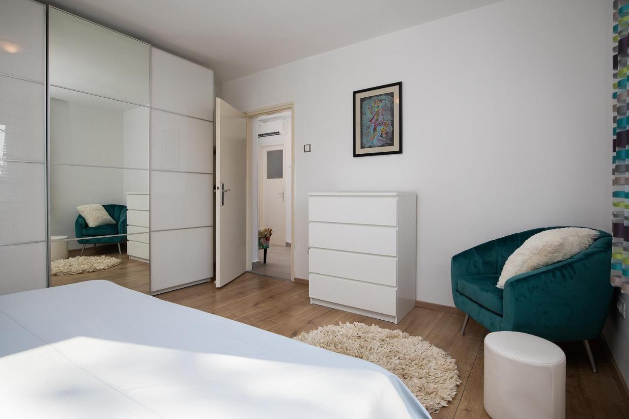 Apartment Kim Pula Exteriör bild